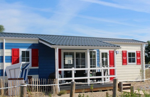 Haffkrug House | Cozy Oceanfront Retreat for 4 Guests in Scharbeutz