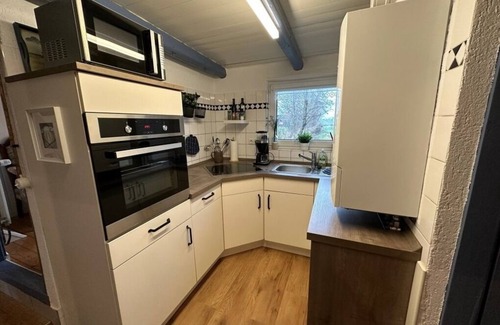 Altfunnixsiel House | Cozy Oceanfront Retreat for 4 Guests in Wittmund