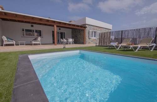 Villaverde House | Family-Friendly Vacation Home in La Oliva with Pool