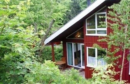 Bremke House | Cozy Vacation Home for 5 Guests with Ocean View in Extertal