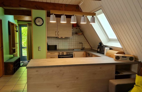 Bad Arolsen House | Elegant Vacation Home for 6 Guests with Ocean View