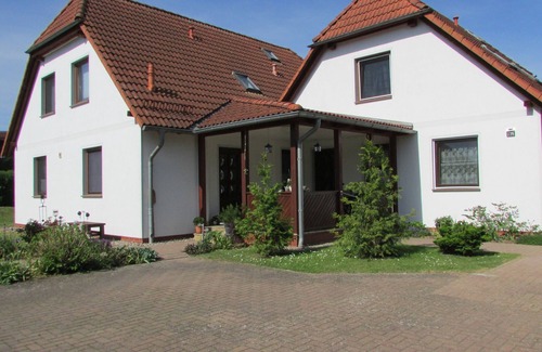 Teterow House | Ideal Vacation Home for 6 Guests in Teterow, Rated 10/10