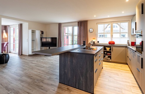 Parow House | Spacious Vacation Home for 8 Guests in Kramerhof