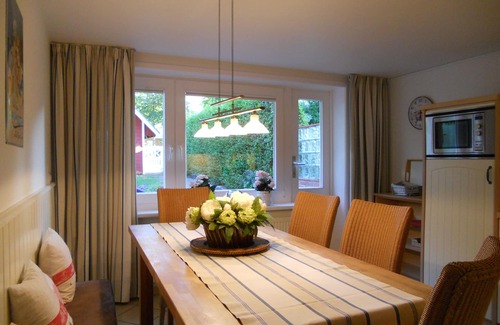 Wyk auf Foehr House | Cozy Vacation Home for 4 with Ocean View in Wyk auf Föhr
