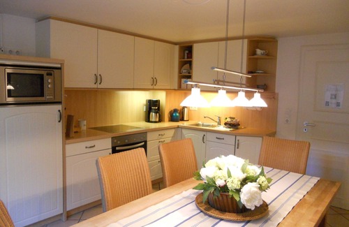 Wyk auf Foehr House | Cozy Vacation Home for 4 with Ocean View in Wyk auf Föhr
