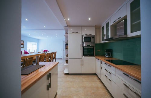 Velika Cista House | Spacious Vacation Home for 10 Guests in Cista Velika