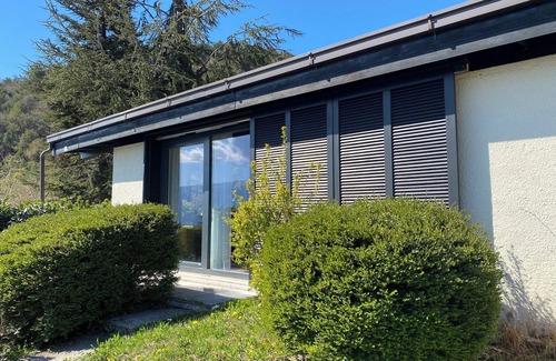 Aer Apartment | Cozy Vacation Home for 5 with Pool and Breakfast Included