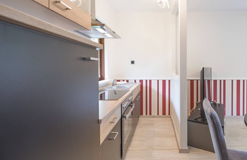 Almdorf House | Pet-Friendly Friesenkrabbe Holiday Home for 4 in Almdorf
