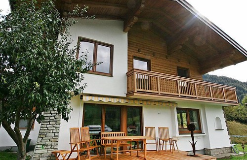 Eben im Pongau House | Relaxing Retreat: Vacation Home Happy with Lake View & Spa