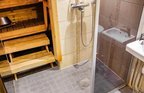 Rovaniemi House | Vacation home Huoneisto b2 in Rovaniemi - 10 persons, 3 bedrooms