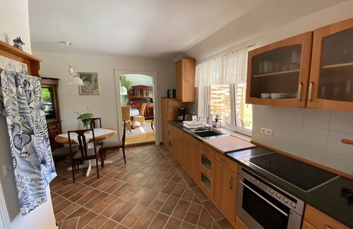 Warsingsfehn House | Guest Rated: 9.6 - Family-Friendly Huus up Polder Retreat