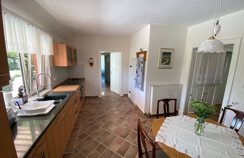 Warsingsfehn House | Guest Rated: 9.6 - Family-Friendly Huus up Polder Retreat