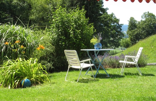 Berg House | Idyllic Vacation Home in Upper Bavaria with Ocean Views