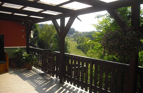 Guentersberge House | Scenic Vacation Home with Pool and Lake View, Rated 9.4