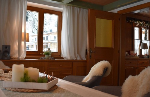 Fieberbrunn House | Cozy Vacation Home in Fieberbrunn, Tyrol with Ocean View