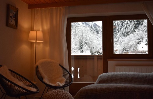 Fieberbrunn House | Cozy Vacation Home in Fieberbrunn, Tyrol with Ocean View