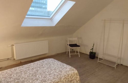 Rooigem House | Cozy Vacation Home in Gent for Up to 6 Guests