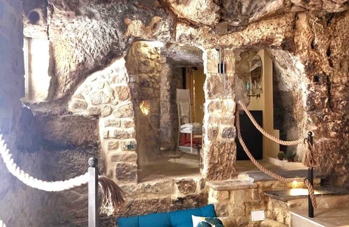 Modica House | Unique Retreat in a Historic Thousand-Year-Old Cave
