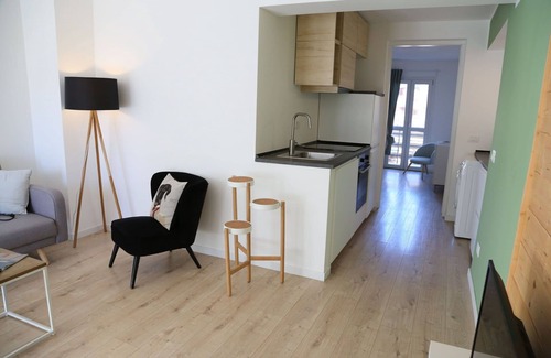 Roana House | Cozy Vacation Home in Roana with Kitchen and Breakfast