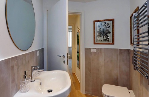 Sallustiano House | Vacation Home in Rome with 1 bedrooms sleeps 4