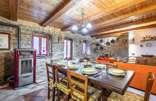 Noasca House | Vacation home Ivan by Interhome