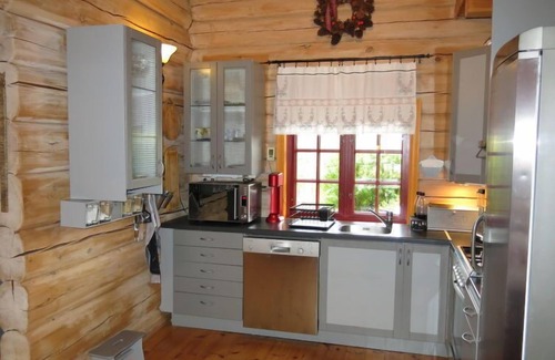 Nissedal House | Guest Rated 10/10: Kakebu Vacation Home with Lake View