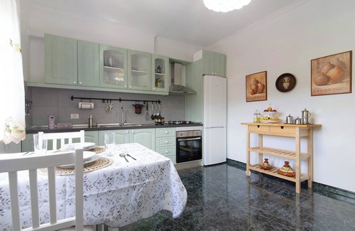 La Solana House | Mountain View Vacation Home "Las Monarcas" with Terrace & Wi-Fi