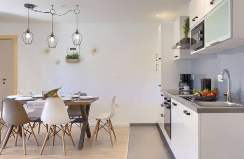 Fazana House | Top-Rated Oceanfront Getaway at Laura by Interhome