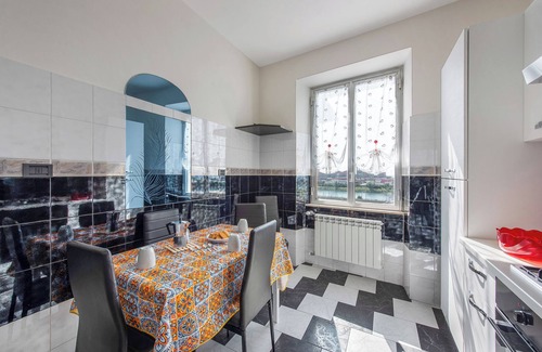 Pra' House | Relax in Vacation Home "Laura" with Sea View & Spa