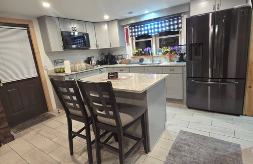 Pocomoke City House | Relaxing Vacation Home Steps from the Beaches with Spa
