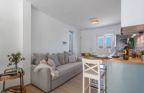 Las Playitas House | Vacation Home 'Neral Relax' with Mountain View, Wi-Fi and Air Conditioning