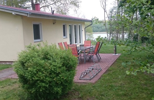 Reimershagen House | Pet-Friendly Oceanfront Retreat at House No. 2 - Seewiesen