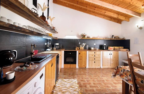 Fonte do Bispo House | Guest Favorite: Quinta do Silêncio T4 with Pool & Mountain View
