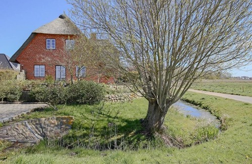 West Husum House | Pet-Friendly Reethus Jan: Relaxing Oceanfront Getaway