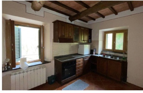 Gallicano House | Vacation Home "Relais In Spa La Grotta Del Vento" with Mountain View, Shared Pool & Wi-Fi