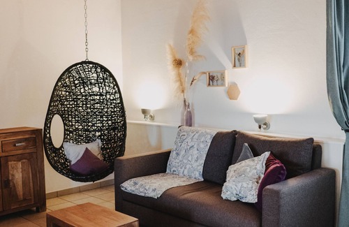 Orscholz Cottage | Relaxing Wellness Retreat at Saarschleife with Ocean Views