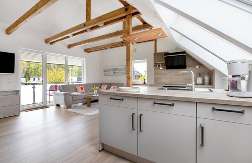 Maasholm-Bad House | Cozy Vacation Home "Schleibengel" with Oceanfront Amenities