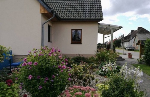 Cambs House | Beachfront Retreat Seeidylle - Family & Pet Friendly Stay