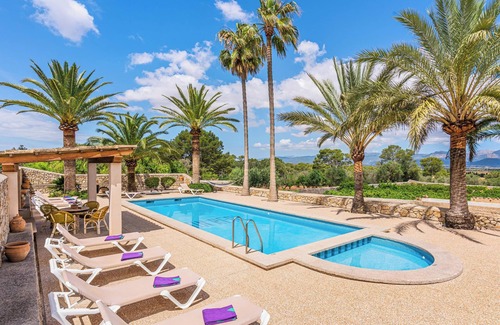 Sencelles House | Relaxing "Son Real" Retreat with Pool, Garden & Wi-Fi