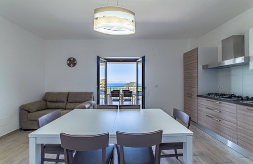 Castellabate Apartment | Idyllic Retreat "The Vineyard": Nature and Sea Await You