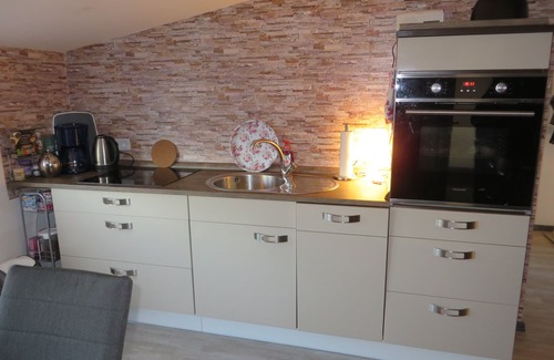 Brookmerland House | Charming Torfmuttje Holiday Home Near Norddeich with Pets