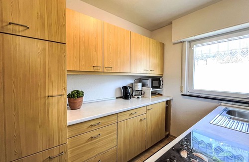 Loffingen House | Relax at Uhu Vacation Home with Lake Views and Spa