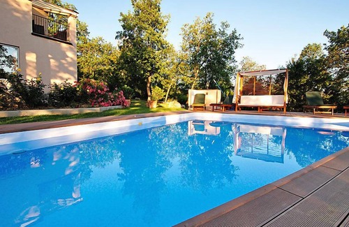 Sveti Martin House | Oceanfront Vacation Home Vesna: Guest Rated 10/10