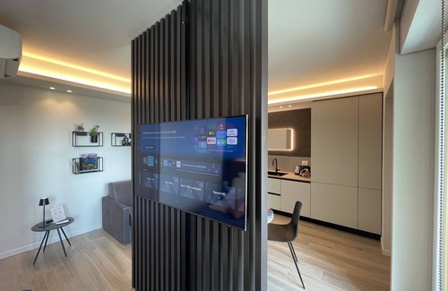 Grumello Del Piano Apartment | Vacation Home Wisteria