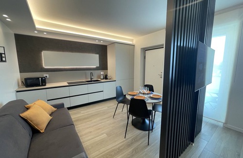 Grumello Del Piano Apartment | Vacation Home Wisteria