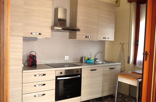 Bellano Apartment | Tranquil Lakeside Retreat: Guest Rated 10/10 & Family-Friendly