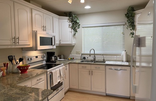 Heron's Landing House | Prime Vacation Home Steps from Bowman Beach - Guest Rated 9.8