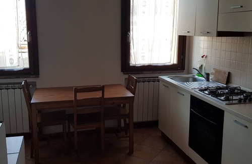 Vicomero Apartment | Convenient Vacation House Near Parma Fairgrounds