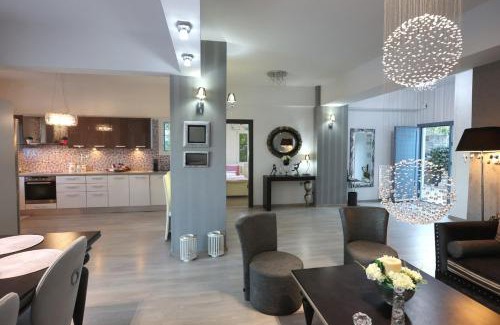 Vari House | Serene Vacation House with Breathtaking Views - Vari Syros