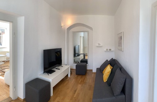 Eichstaett Apartment | Experience Historic Elegance on the City Wall